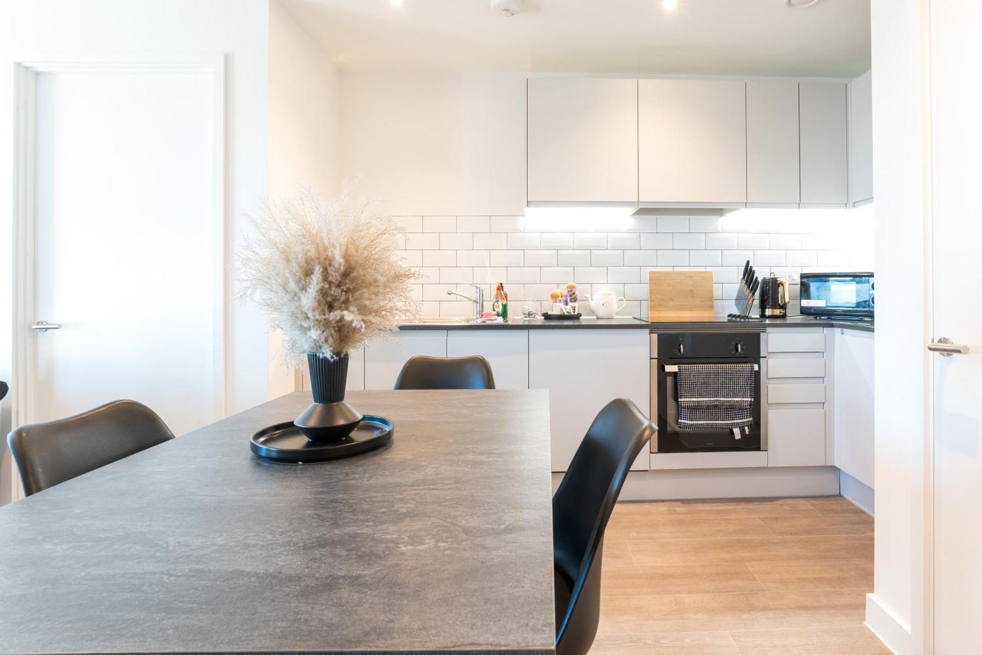 Morden 2 Bed - Old Trafford Apartamento *